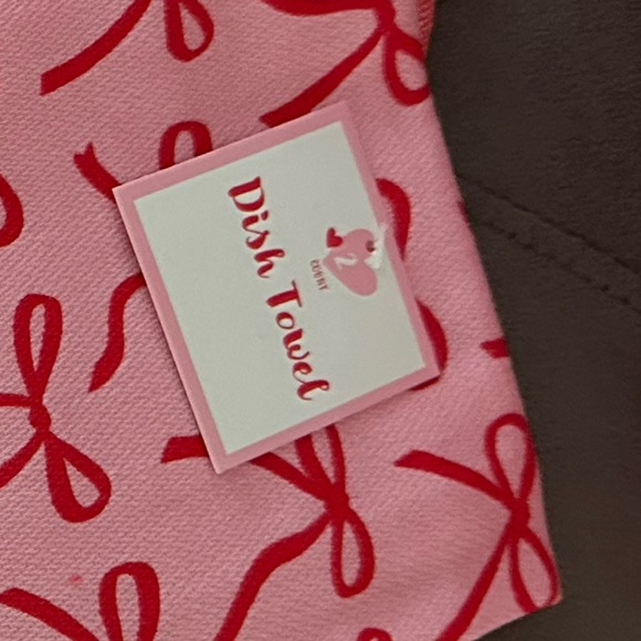 Cherry and Bow Dish Towels Set (6 towels) - Picture 4 of 5